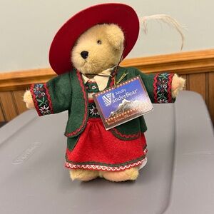 Vintage 1992 Muffy VanderBear from North American Bear Company